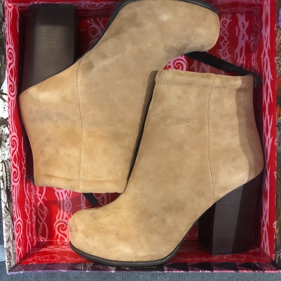 Jeffrey Campbell Rumble Bootie in Taupe Suede - Picture 2 of 7